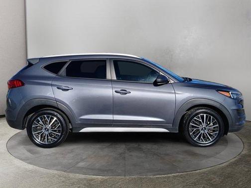 2021 Hyundai TUCSON SEL