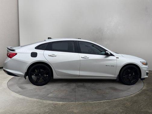 2022 Chevrolet Malibu RS