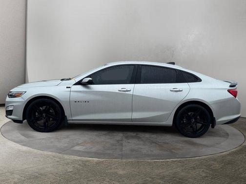 2022 Chevrolet Malibu RS