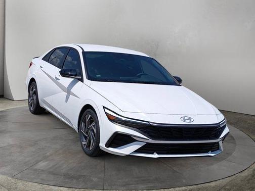 2025 Hyundai ELANTRA HEV Limited