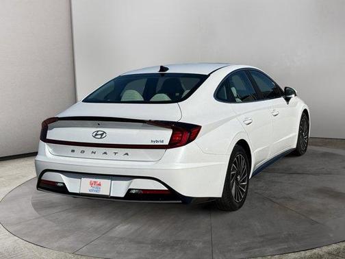 2022 Hyundai SONATA Hybrid SEL