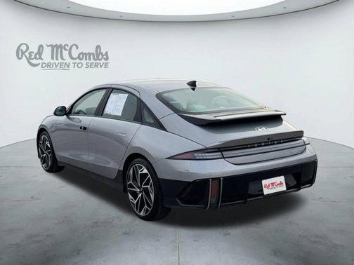 2025 Hyundai IONIQ 6 SEL