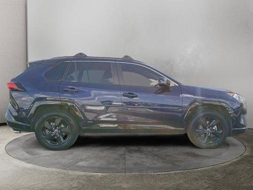 2019 Toyota RAV4 Hybrid XSE