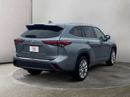2020 Toyota Highlander Limited