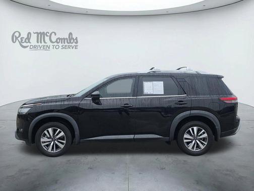 Black 2023 Nissan Pathfinder SL
