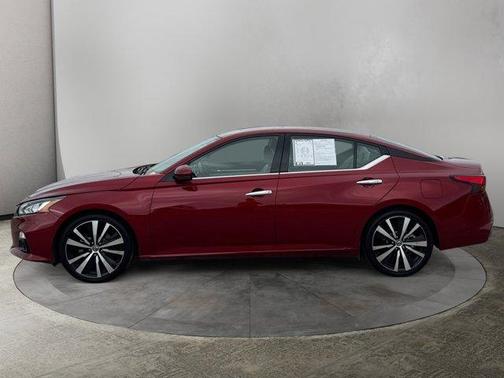 2019 Nissan Altima 2.5 Platinum