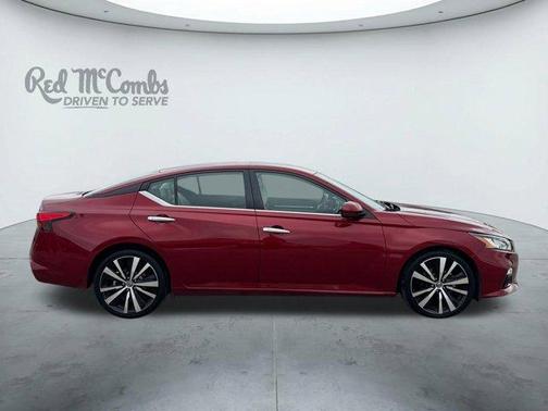 2019 Nissan Altima 2.5 Platinum