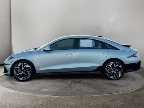 2023 Hyundai IONIQ 6 SEL