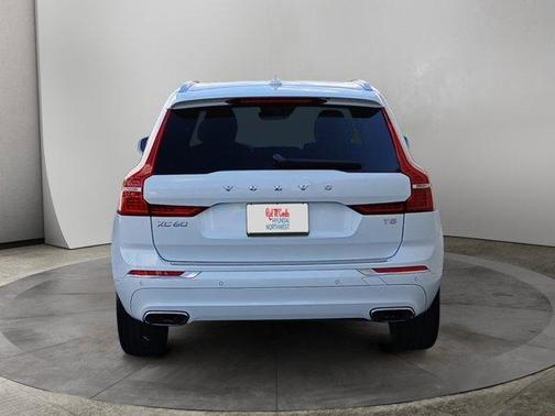 2021 Volvo XC60 T5 Inscription