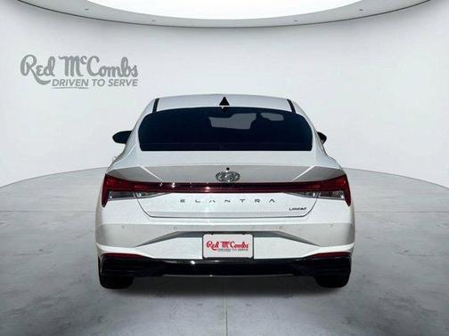 2021 Hyundai ELANTRA Limited