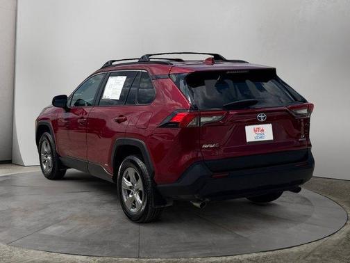 2023 Toyota RAV4 Hybrid LE