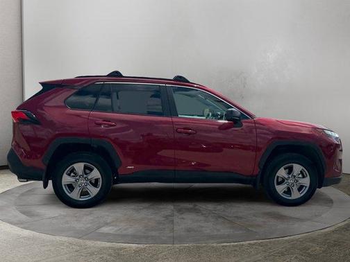 2023 Toyota RAV4 Hybrid LE