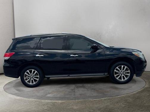 2014 Nissan Pathfinder SV