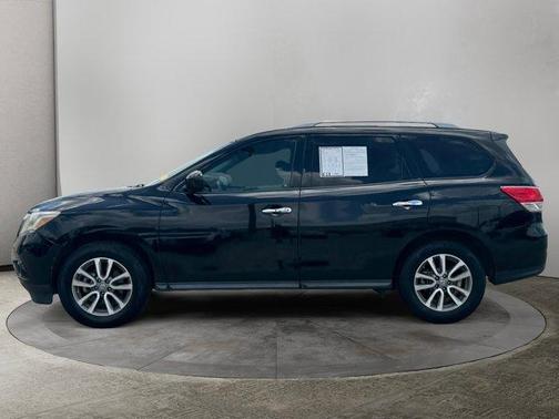 2014 Nissan Pathfinder SV