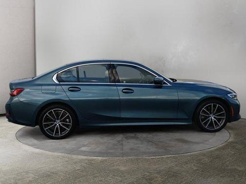 2020 BMW 330 i