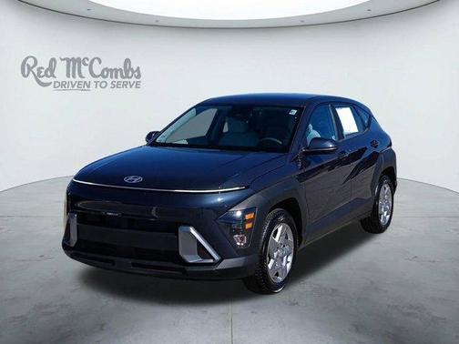 2025 Hyundai KONA SE