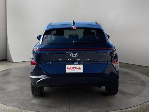 2025 Hyundai KONA SE