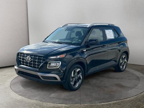 2022 Hyundai VENUE SEL
