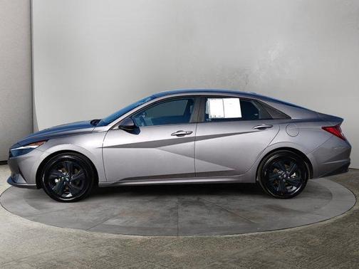 2023 Hyundai ELANTRA HEV Blue