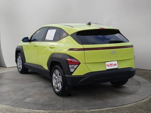 2024 Hyundai KONA SE