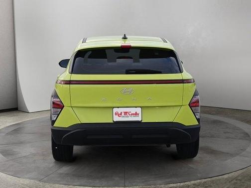 2024 Hyundai KONA SE