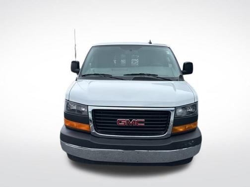 2022 GMC Savana 2500 Work Van