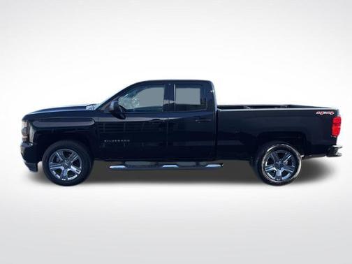 2017 Chevrolet Silverado 1500 Custom