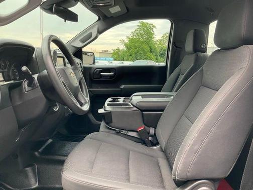 Summit White 2022 Chevrolet Silverado 1500 WT