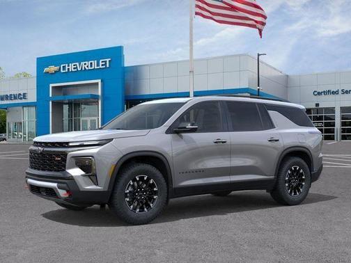 Sterling Gray Metallic 2026 Chevrolet Traverse Z71