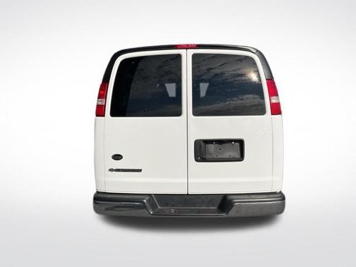 Summit White 2025 Chevrolet Express 3500 LT