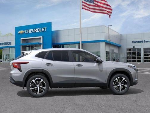 Sterling Gray Metallic 2026 Chevrolet Trax 1RS