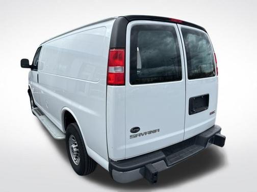 2023 GMC Savana 2500 Work Van