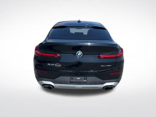 2022 BMW X4 xDrive30i