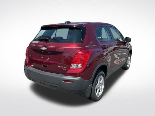 Crimson Metallic 2016 Chevrolet Trax LS