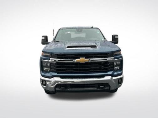 Lakeshore Blue Metallic 2025 Chevrolet Silverado 2500 LT