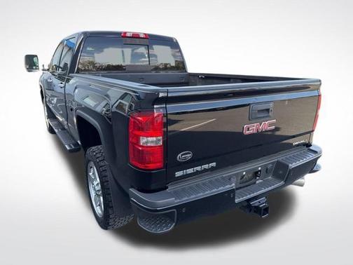 2015 GMC Sierra 2500 Denali