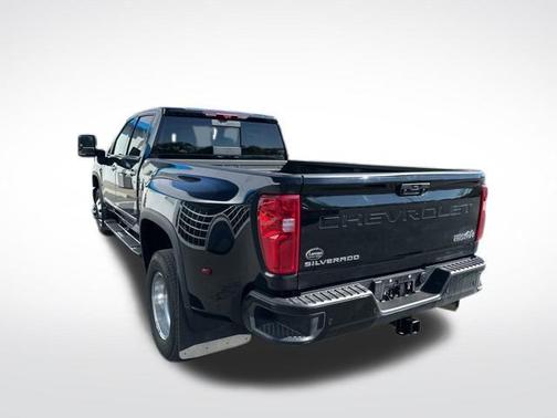 2024 Chevrolet Silverado 3500 High Country