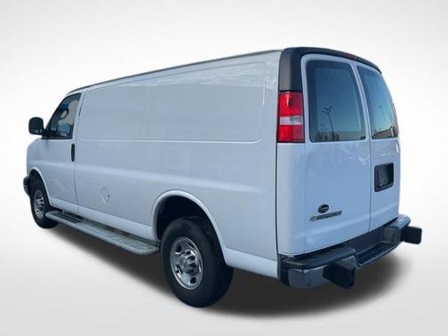 2024 Chevrolet Express 2500 Work Van