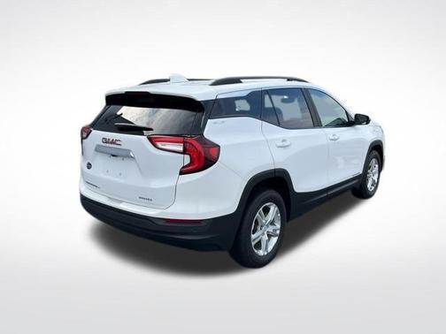 Summit White 2023 GMC Terrain SLE