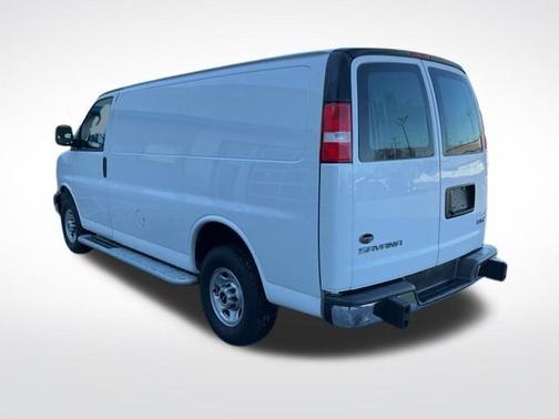 2024 GMC Savana 2500 Work Van