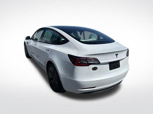 2023 Tesla Model 3 Standard Range