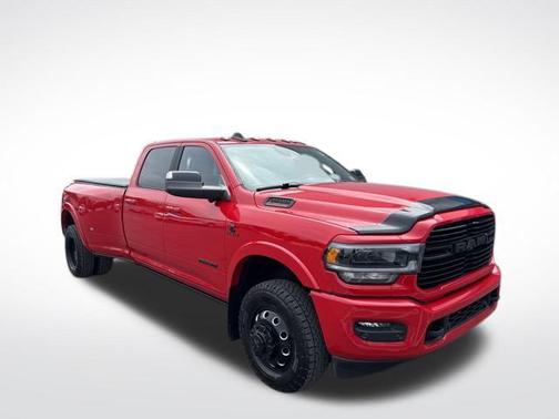 2021 RAM 3500 Laramie Crew Cab 4x4 8' Box