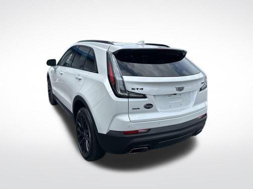 2023 Cadillac XT4 Sport