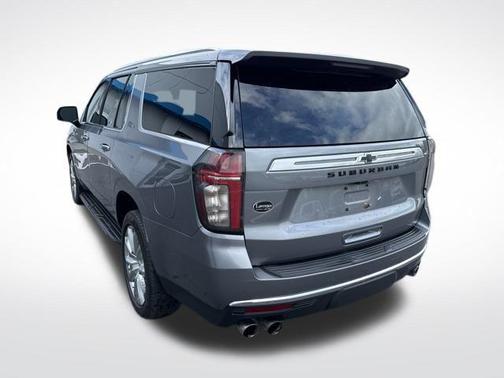 2021 Chevrolet Suburban 4WD High Country