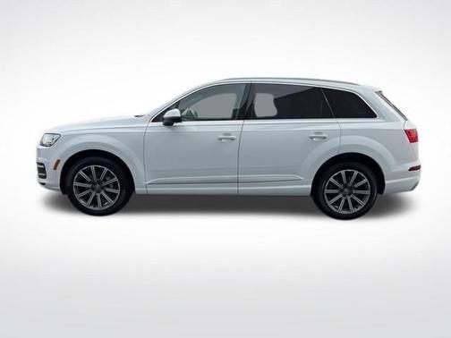 2019 Audi Q7 55 SE Premium