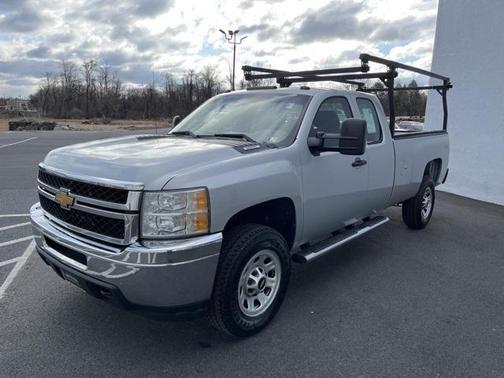 Photo 3 of 25 of 2012 Chevrolet Silverado 3500 Work Truck