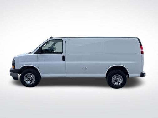 2021 GMC Savana 2500 Work Van