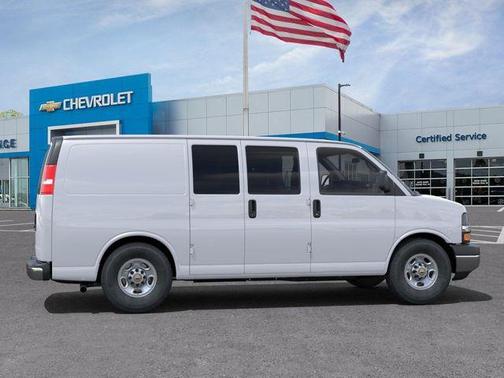 2025 Chevrolet Express 2500 RWD 2500 Regular Wheelbase WT