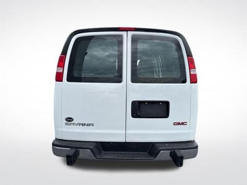 2023 GMC Savana 2500 Work Van