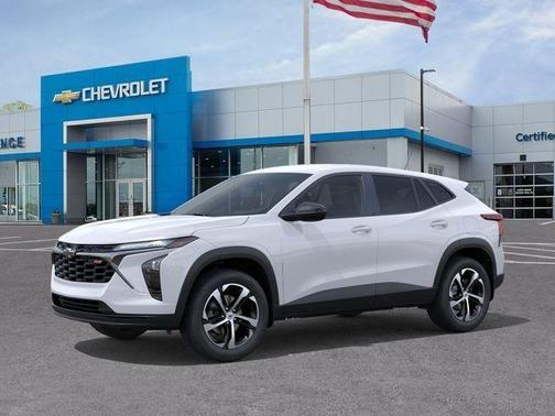 Summit White 2026 Chevrolet Trax 1RS